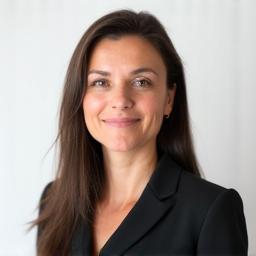 Portrait of Anna Kowalska, CEO of Cyber Gry.